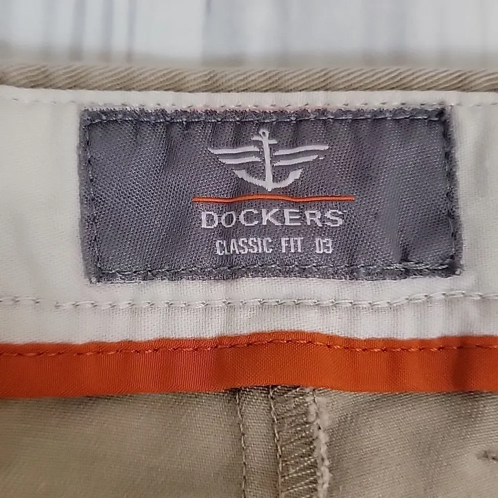 Dockers classic fit cotton chinos Size 38X30